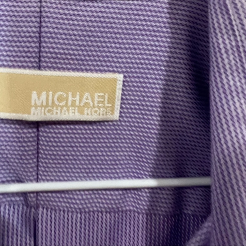 Michael Kors, Men's Purple Button up Dress Shirt in Excellent Condition - Picture 5 of 8
